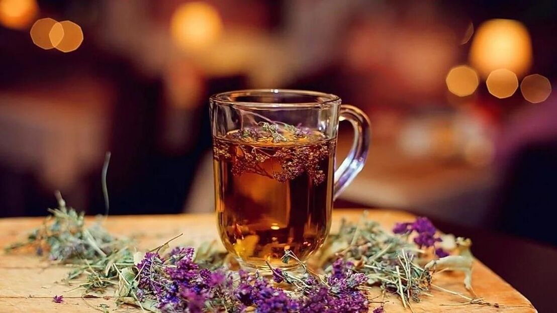 Sendatzeko fireweed tearen decoction batek gizona hanturatik babestuko du